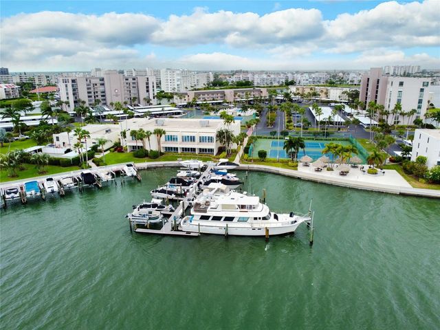 7625 SUN ISLAND DRIVE S 202, South Pasadena, FL 33707