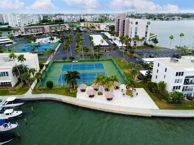 7625 SUN ISLAND DRIVE S 202, South Pasadena, FL 33707