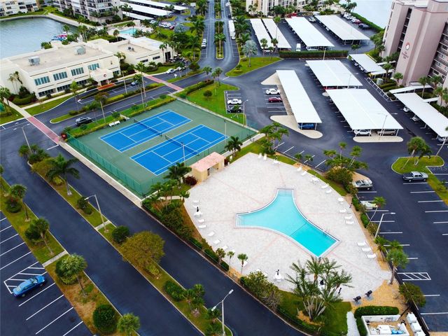 7625 SUN ISLAND DRIVE S 202, South Pasadena, FL 33707