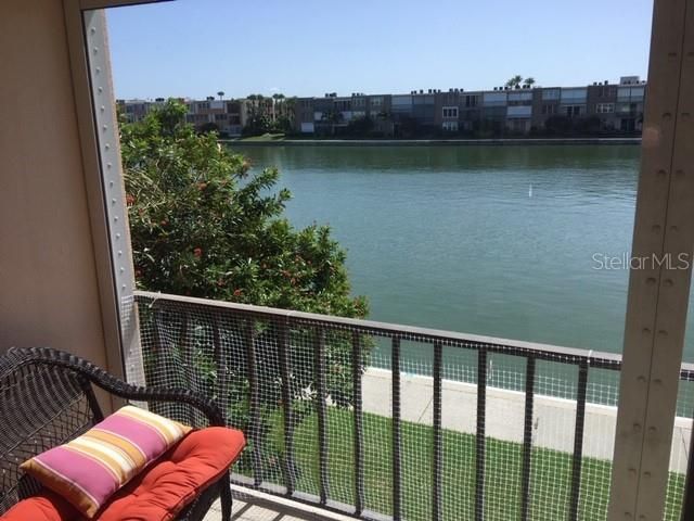 7625 SUN ISLAND DRIVE S 202, South Pasadena, FL 33707