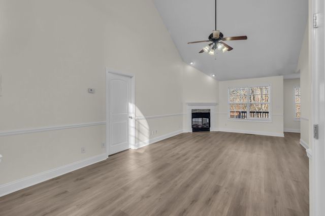 1883 Sage Meadow Ln, Clarksville, TN 37040