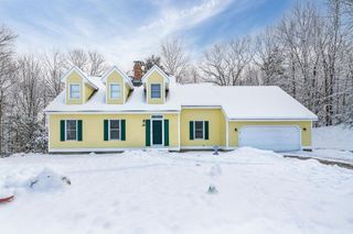 49 Oak Ridge Road, Weare, NH 03281