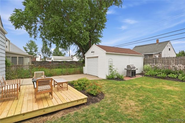 25 Louvaine Drive, Tonawanda, NY 14223