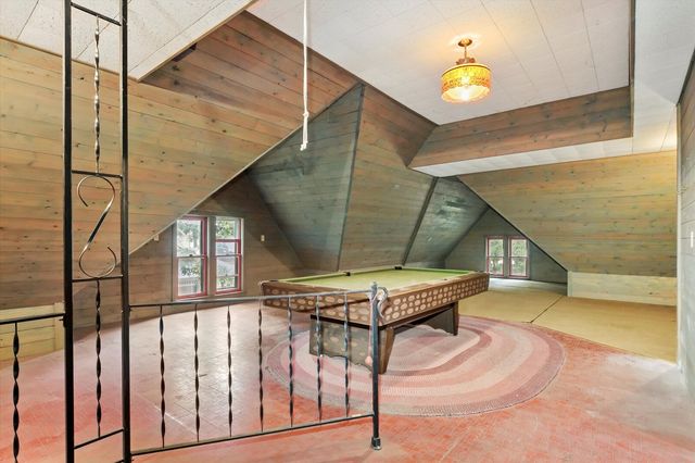 121 Park Avenue, Grayslake, IL 60030