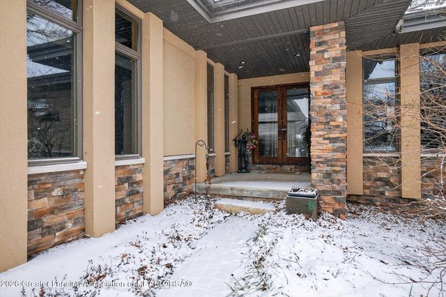 5100 Hawk Hollow Drive, Bath, MI 48808