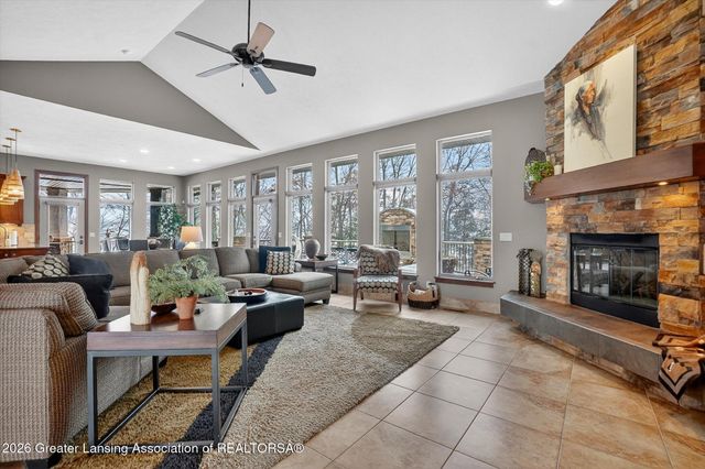 5100 Hawk Hollow Drive, Bath, MI 48808