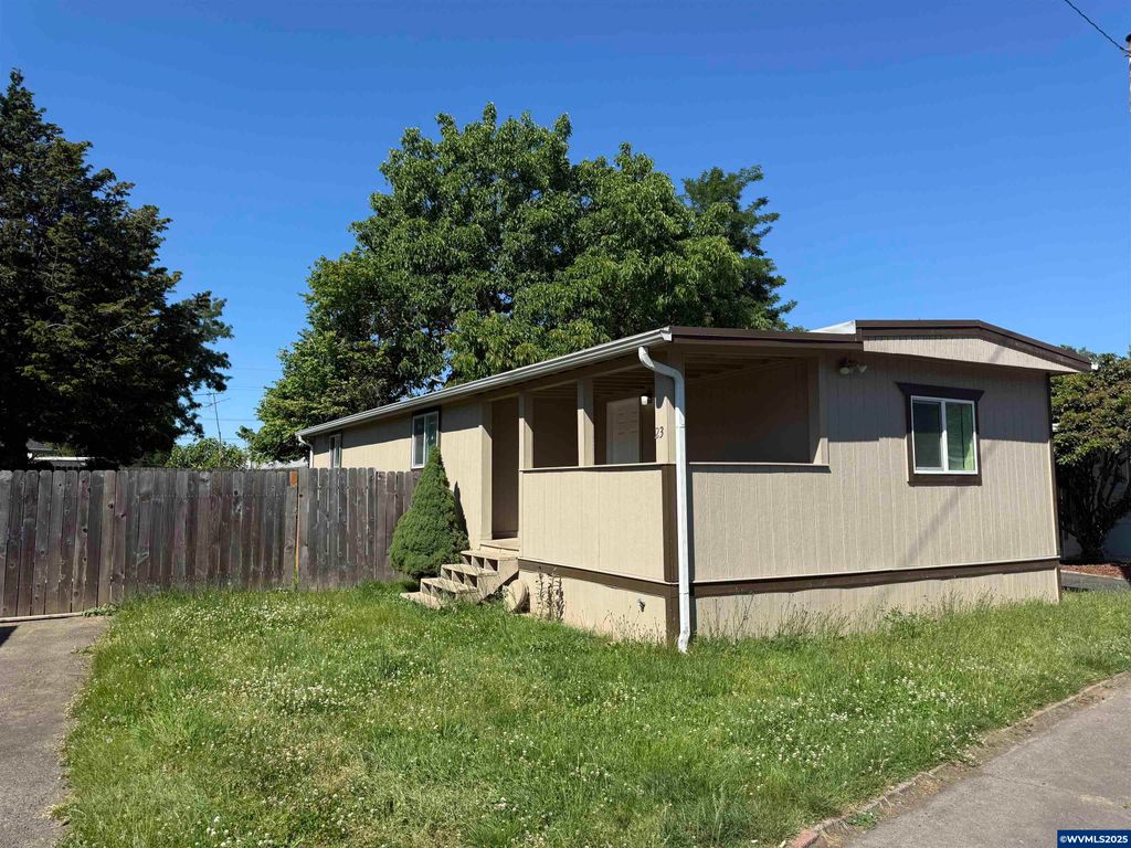 20140 NE Sandy #23 Bl 23, Fairview, OR 97024
