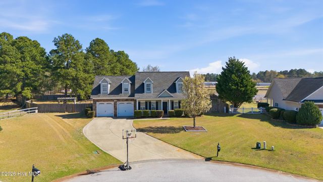 206 Blacksmith Lane, Raeford, NC 28376