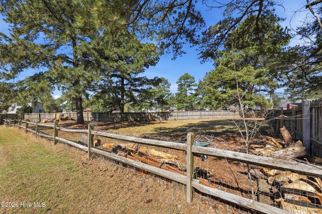 206 Blacksmith Lane, Raeford, NC 28376