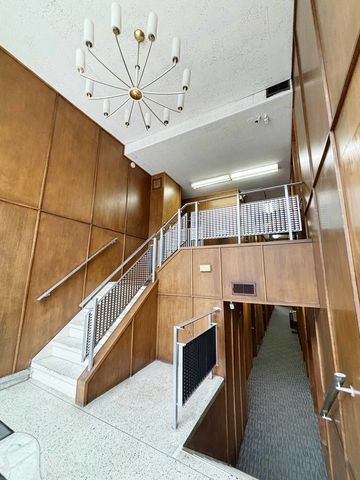 5765 N Lincoln Avenue 16, Chicago, IL 60659