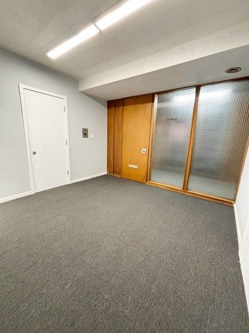 5765 N Lincoln Avenue 16, Chicago, IL 60659