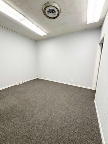 5765 N Lincoln Avenue 16, Chicago, IL 60659