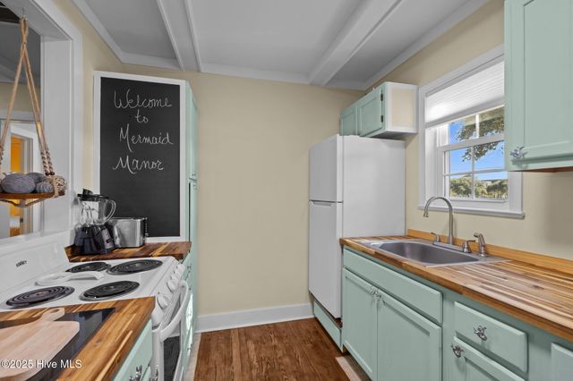 3413 Taylor Street, Morehead City, NC 28557