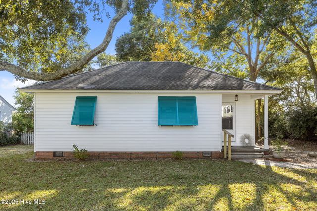 3413 Taylor Street, Morehead City, NC 28557