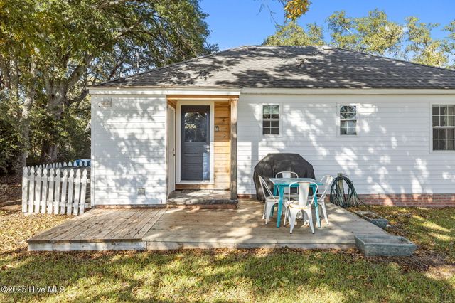 3413 Taylor Street, Morehead City, NC 28557