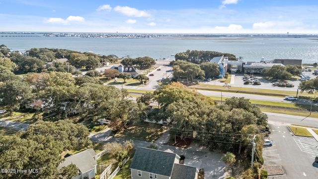 3413 Taylor Street, Morehead City, NC 28557