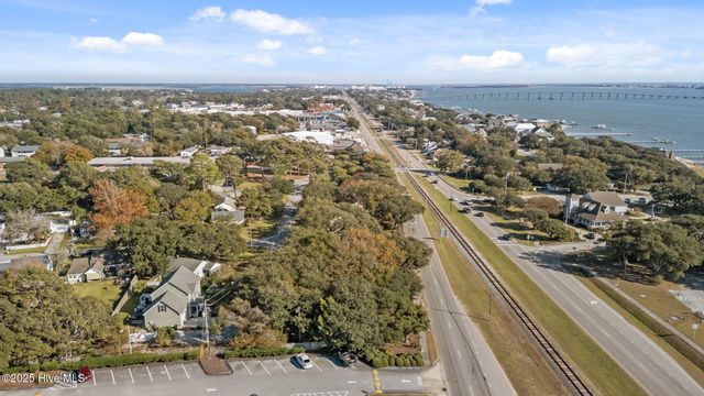 3413 Taylor Street, Morehead City, NC 28557