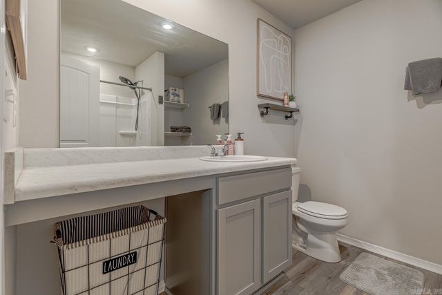 5520 Mariposa Grove Dr, Jonesboro, AR 72401