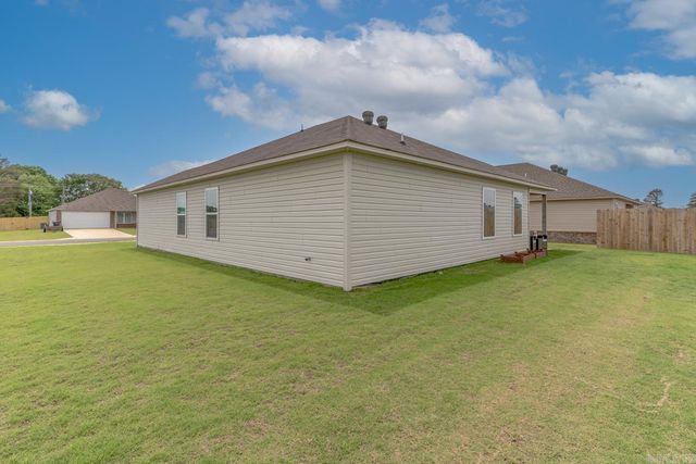 5520 Mariposa Grove Dr, Jonesboro, AR 72401