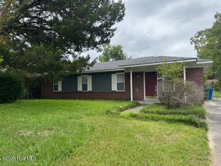 2604 Robeson Street, Wilmington, NC 28405