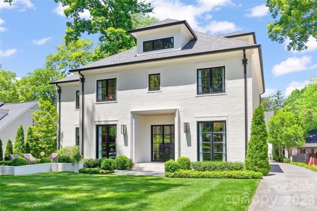 700 Cherokee Road, Charlotte, NC 28207