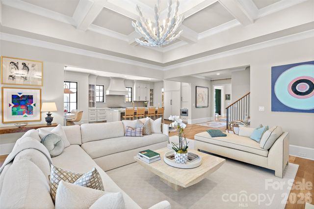 700 Cherokee Road, Charlotte, NC 28207