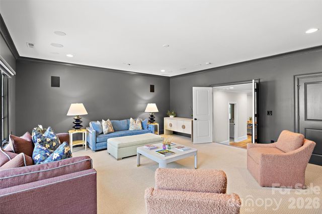 700 Cherokee Road, Charlotte, NC 28207