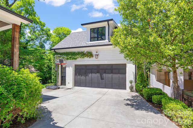 700 Cherokee Road, Charlotte, NC 28207