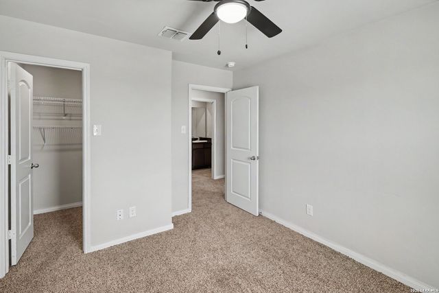 9335 NUBUCK BR, Converse, TX 78109