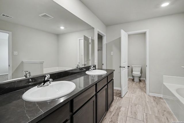 9335 NUBUCK BR, Converse, TX 78109