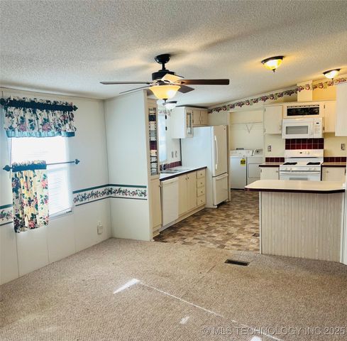 32872 S 548 Road, Cookson, OK 74427