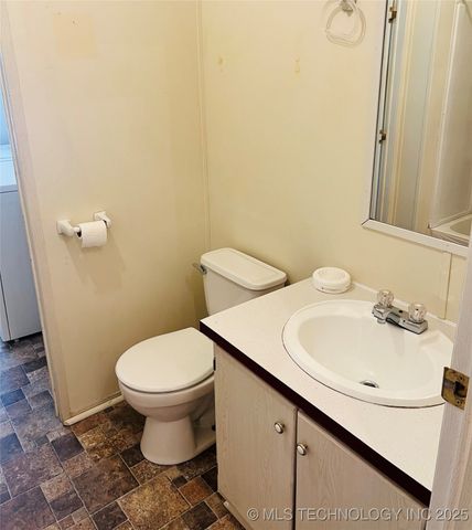 32872 S 548 Road, Cookson, OK 74427