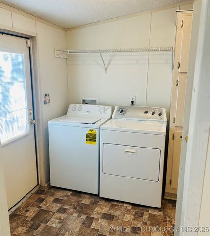 32872 S 548 Road, Cookson, OK 74427