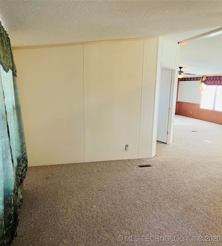 32872 S 548 Road, Cookson, OK 74427