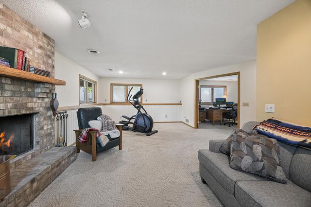 9656 Parkside Trail, Champlin, MN 55316