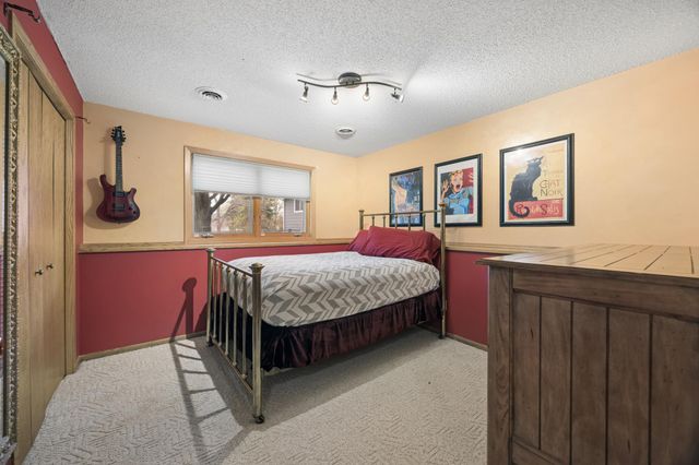 9656 Parkside Trail, Champlin, MN 55316