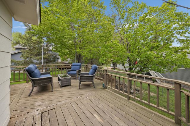 9656 Parkside Trail, Champlin, MN 55316