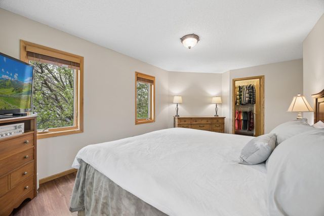9656 Parkside Trail, Champlin, MN 55316