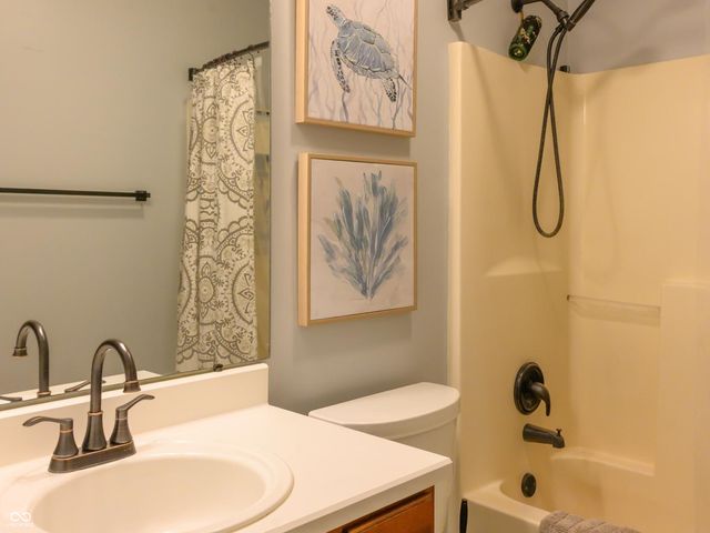 7844 Clearview Circle, Indianapolis, IN 46236