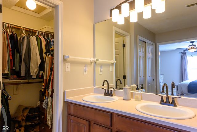 7844 Clearview Circle, Indianapolis, IN 46236