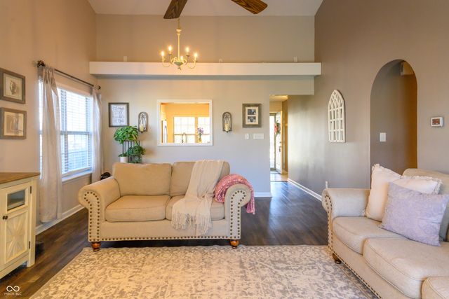 7844 Clearview Circle, Indianapolis, IN 46236