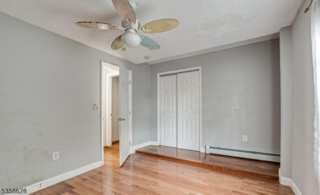 160 Carteret Ave, Carteret Boro, NJ 07008