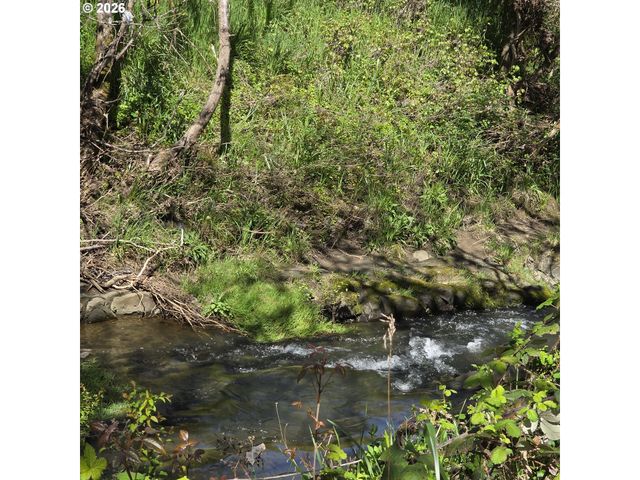 3660 CARNES Rd, Roseburg, OR 97471