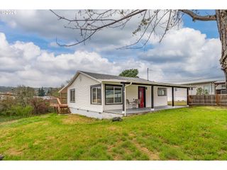 3660 CARNES Rd, Roseburg, OR 97471