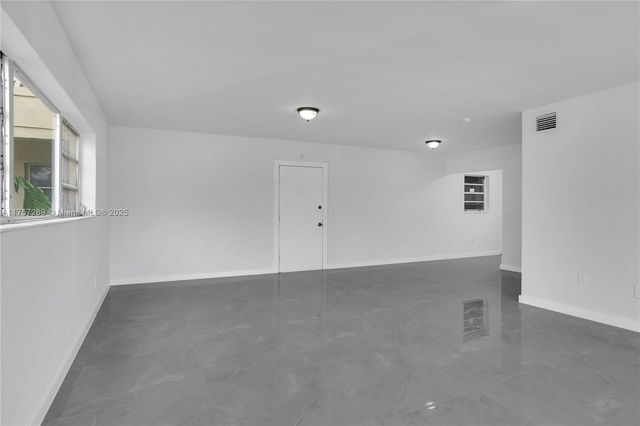 11930 NE 19th Dr 1, North Miami, FL 33181