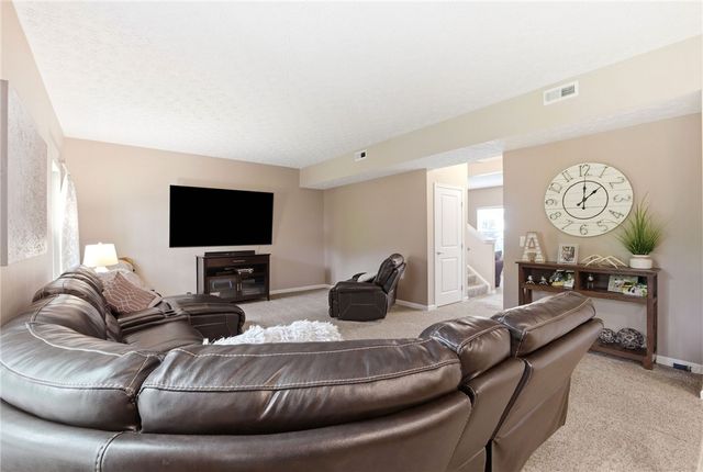89 Cascade Drive, Fairborn, OH 45324