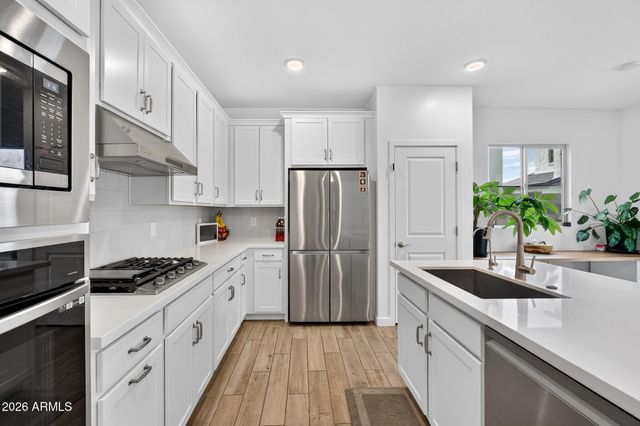 9226 E SEBRING Avenue, Mesa, AZ 85212