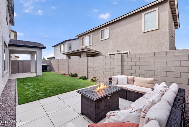 9226 E SEBRING Avenue, Mesa, AZ 85212