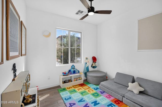 9226 E SEBRING Avenue, Mesa, AZ 85212