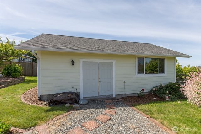 400 Reservoir Road, Sequim, WA 98382